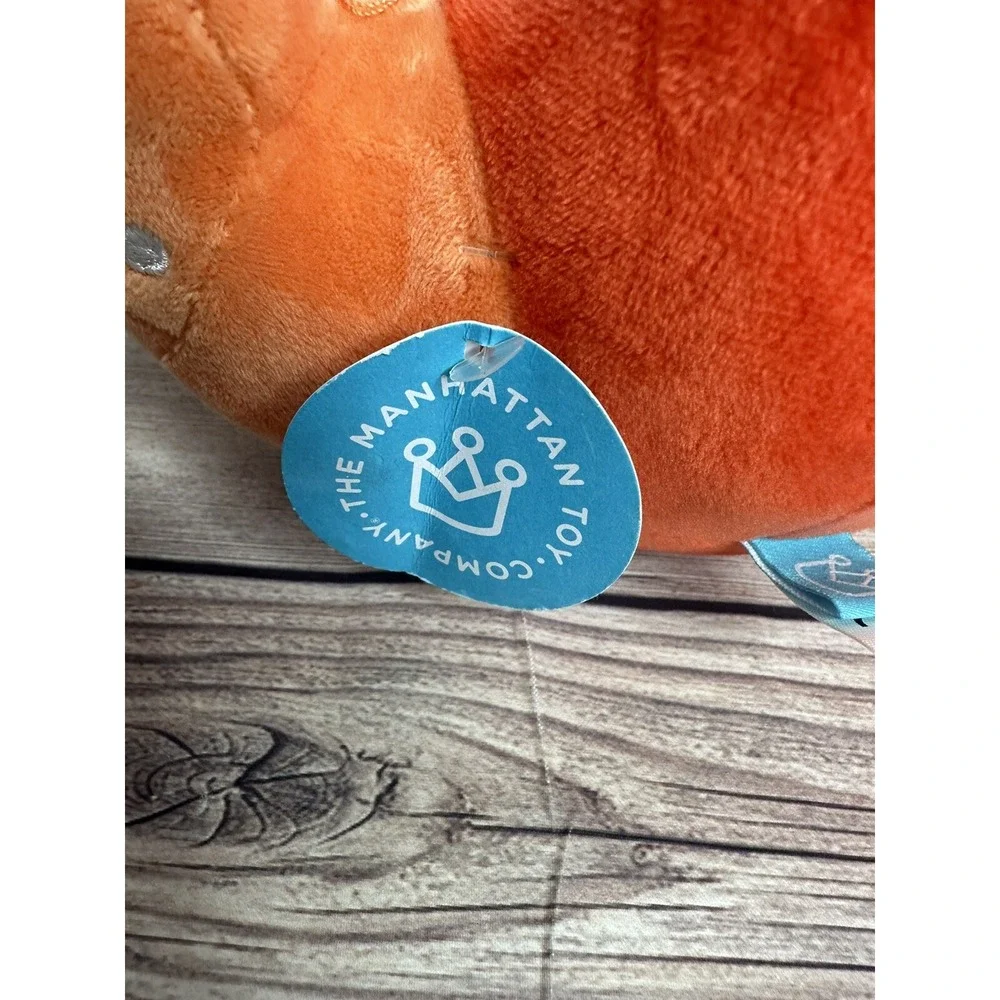 The Manhattan Toy Company Morphies Snappafire Stuffed Animal Snail‎ Apple NWT